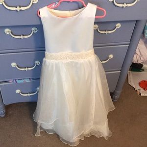 Flower girl dress size 8